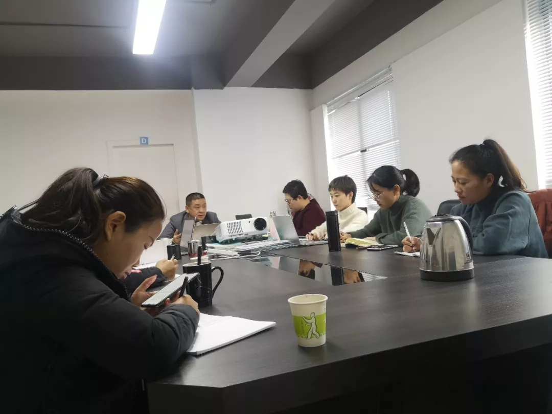 世騰CEO蒞臨杭州戰區組織指導并召開戰略分析暨員工培訓大會