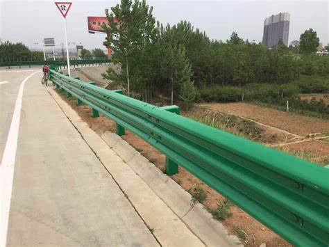 寧波波形護(hù)護(hù)欄怎么分類(lèi)？