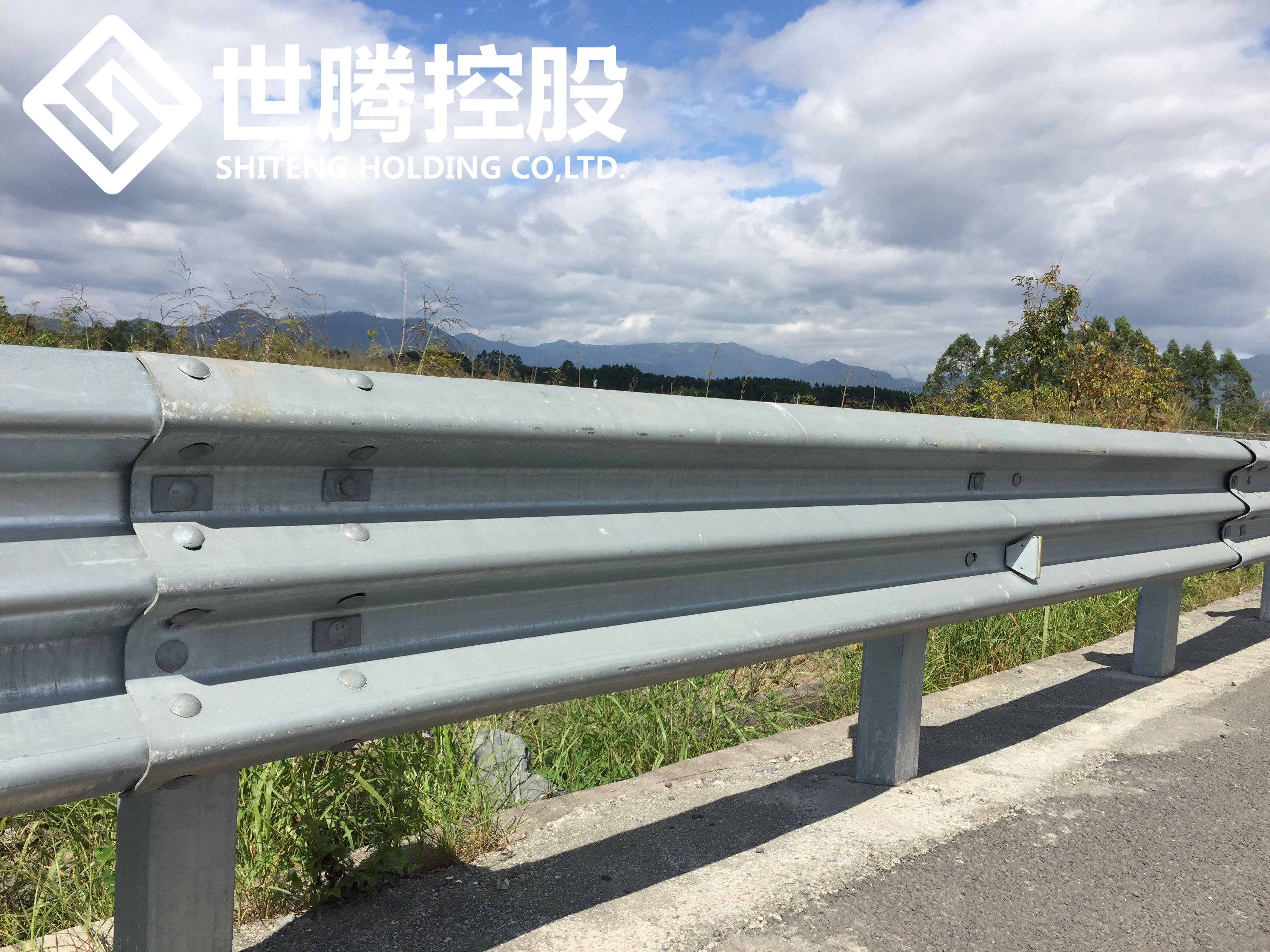 應該如何進行規范化設置道路護欄？